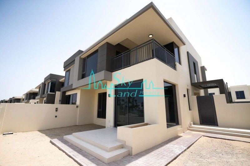Villa in Dubai, UAE, 251 sq.m - picture 1