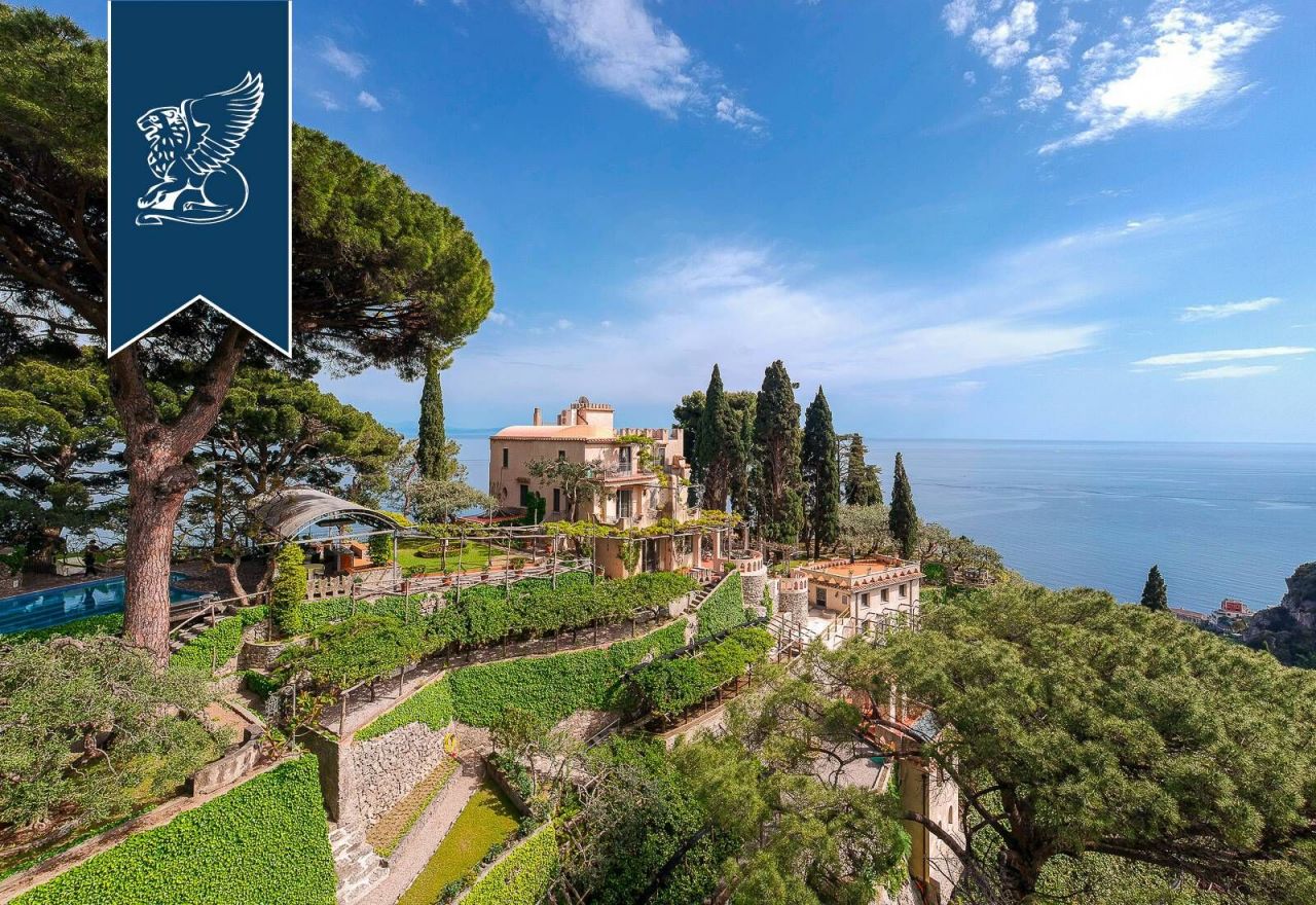 Villa In Amalfi, Italy, 1 000 sq.m - picture 1