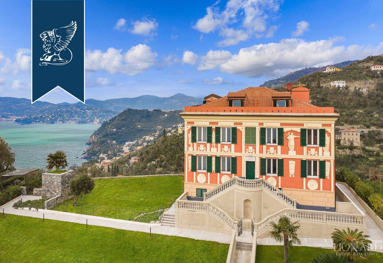 Villa in Zoagli, Italy, 800 sq.m - picture 1