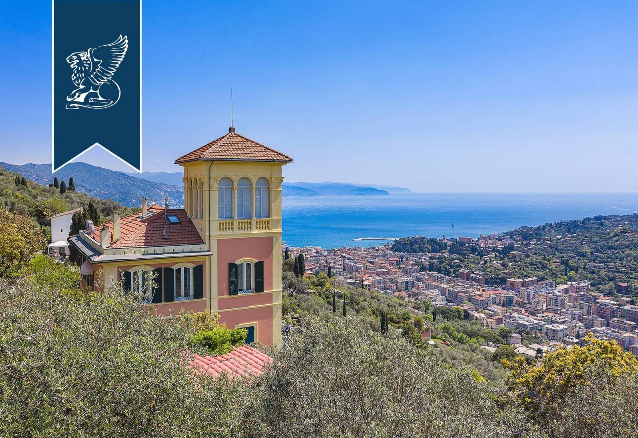 Villa in Santa Margherita Ligure, Italy, 600 sq.m - picture 1