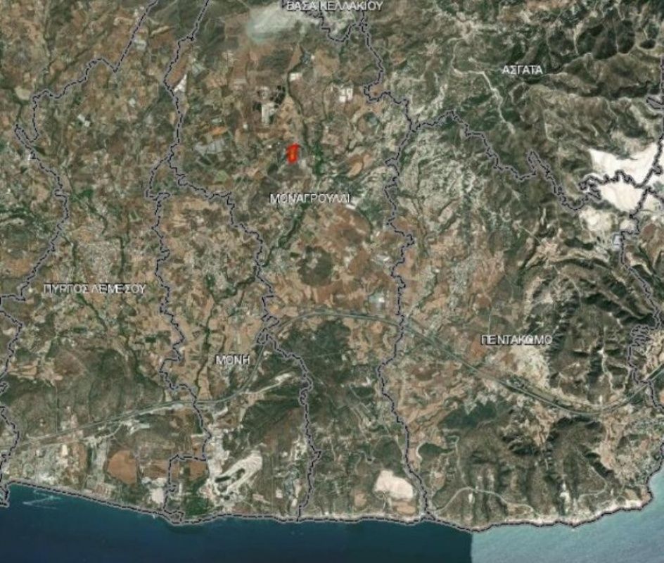 Terreno en Limasol, Chipre, 15 639 ares - imagen 1