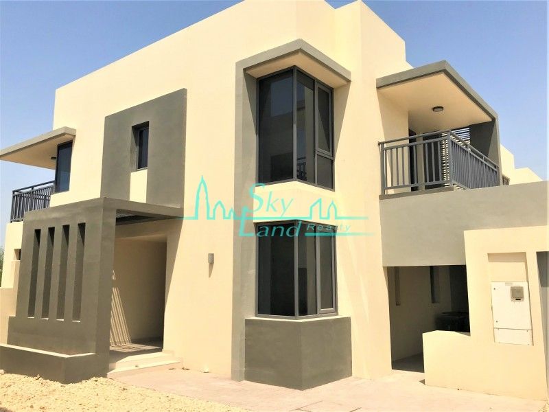 Villa à Dubaï, EAU, 253 m2 - image 1