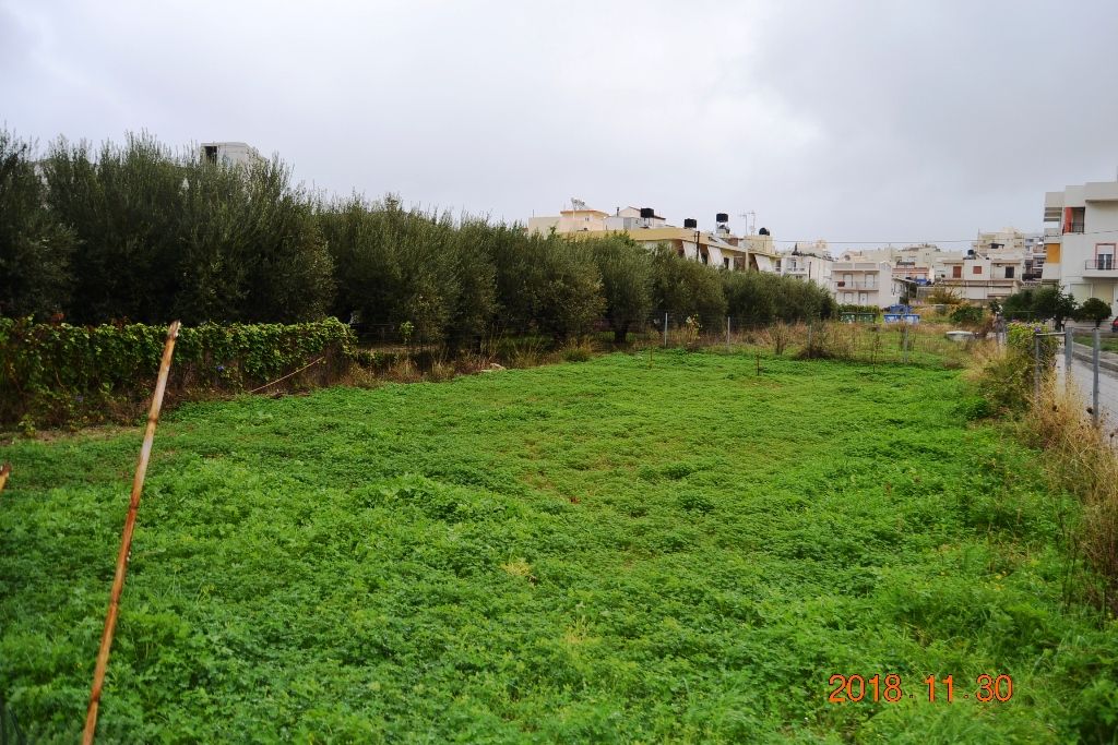 Land in Heraklion, Greece, 300 sq.m - picture 1