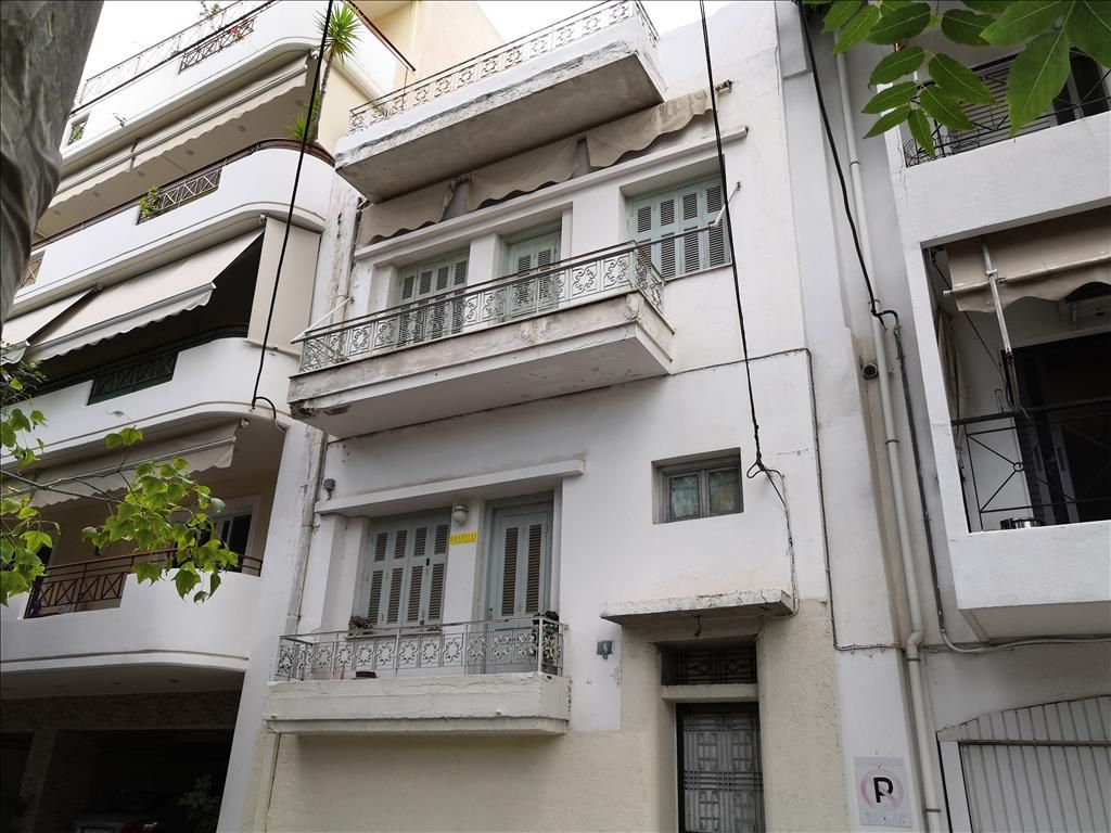 Commercial property in Athens, Greece, 150 sq.m - picture 1
