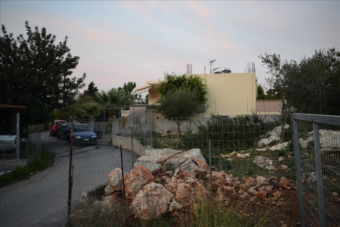 Land in Chania, Greece, 2 000 sq.m - picture 1