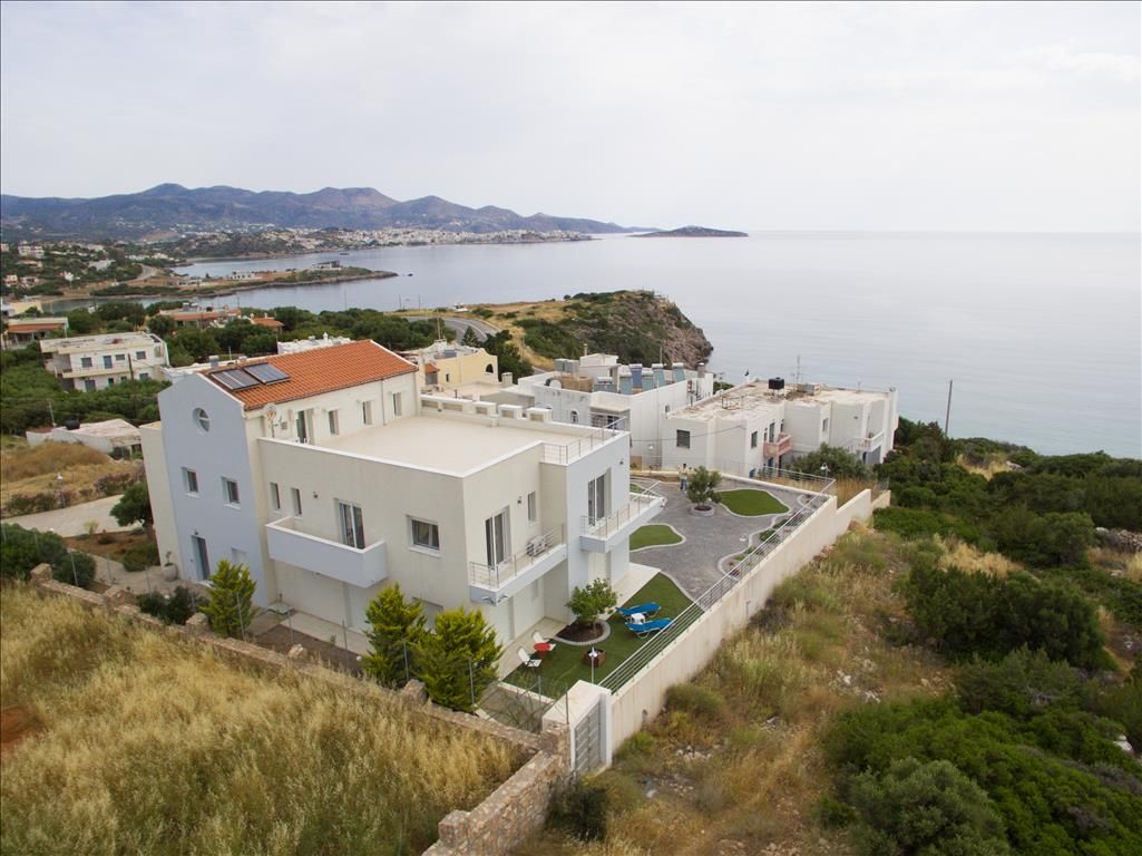 Villa in Lasithi, Greece, 570 sq.m - picture 1
