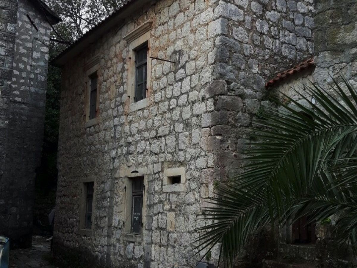 Haus in Perast, Montenegro, 97 m2 - Foto 1