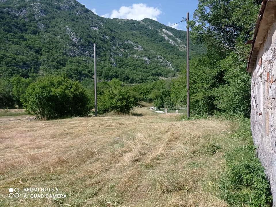 Terreno en Risan, Montenegro, 900 m2 - imagen 1