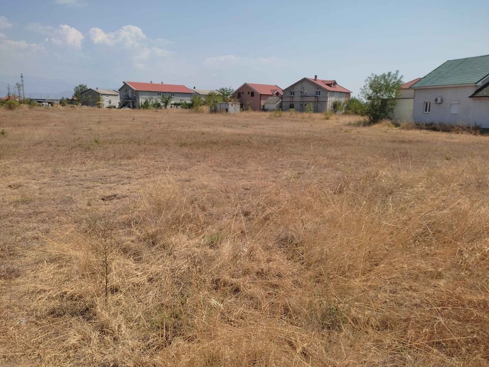 Land in Podgorica, Montenegro, 500 sq.m - picture 1