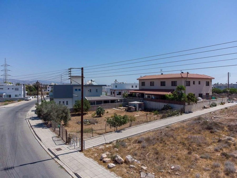 Land in Limassol, Cyprus, 554 sq.m - picture 1