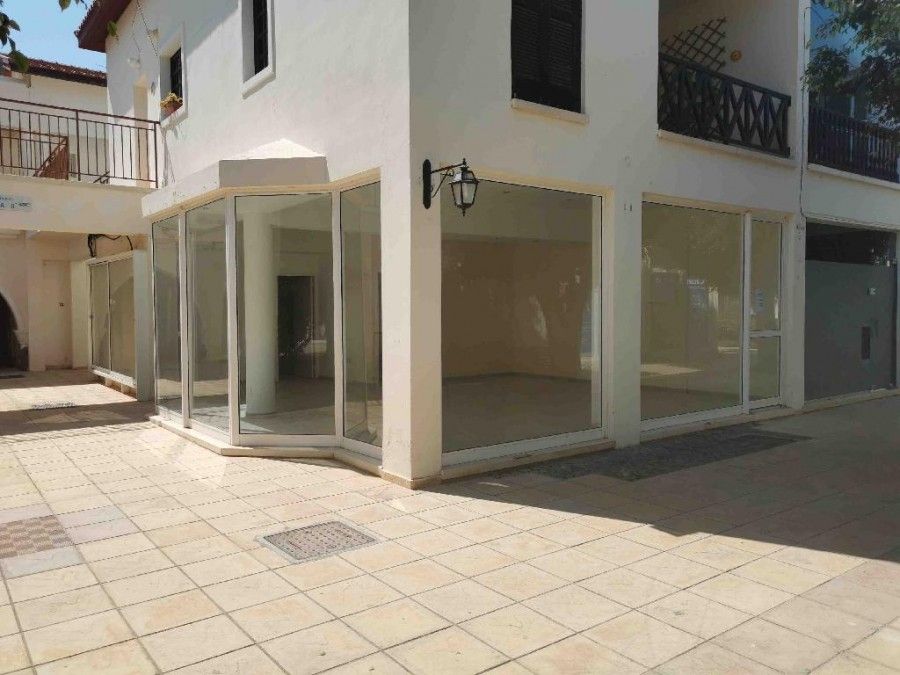 Shop in Paphos, Cyprus, 77 sq.m - picture 1