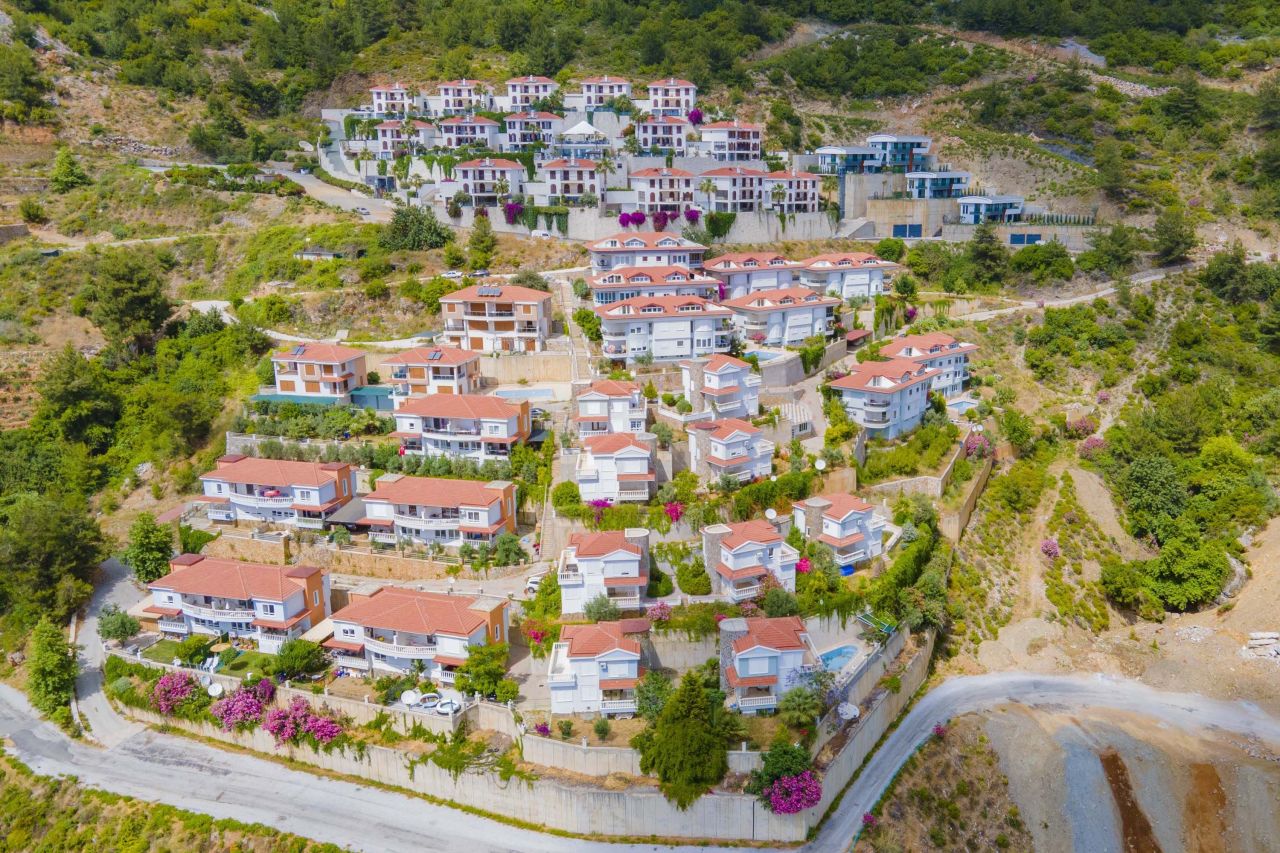 Villa in Alanya, Türkei, 160 m2 - Foto 1