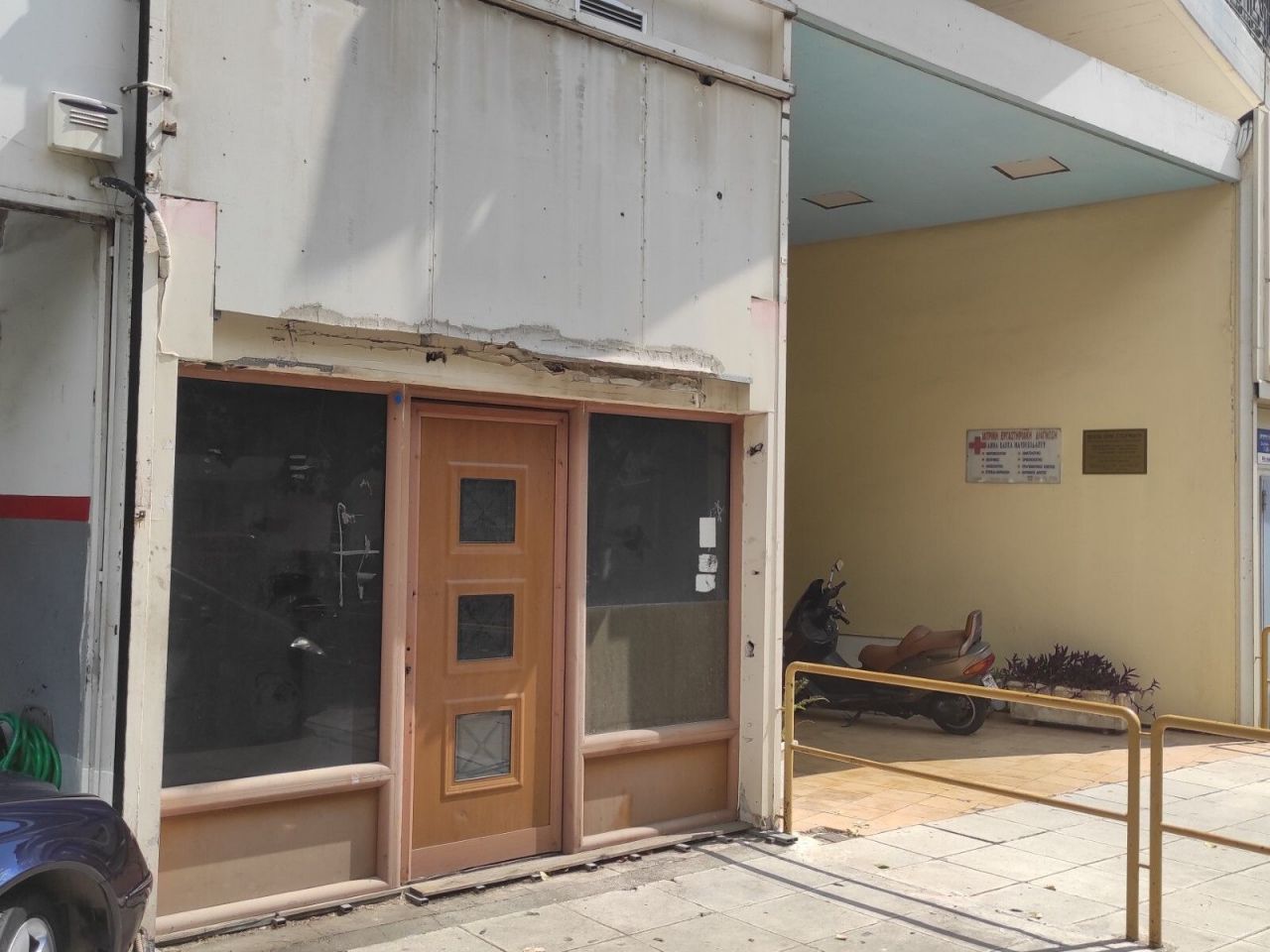 Commercial property in Athens, Greece, 60 sq.m - picture 1