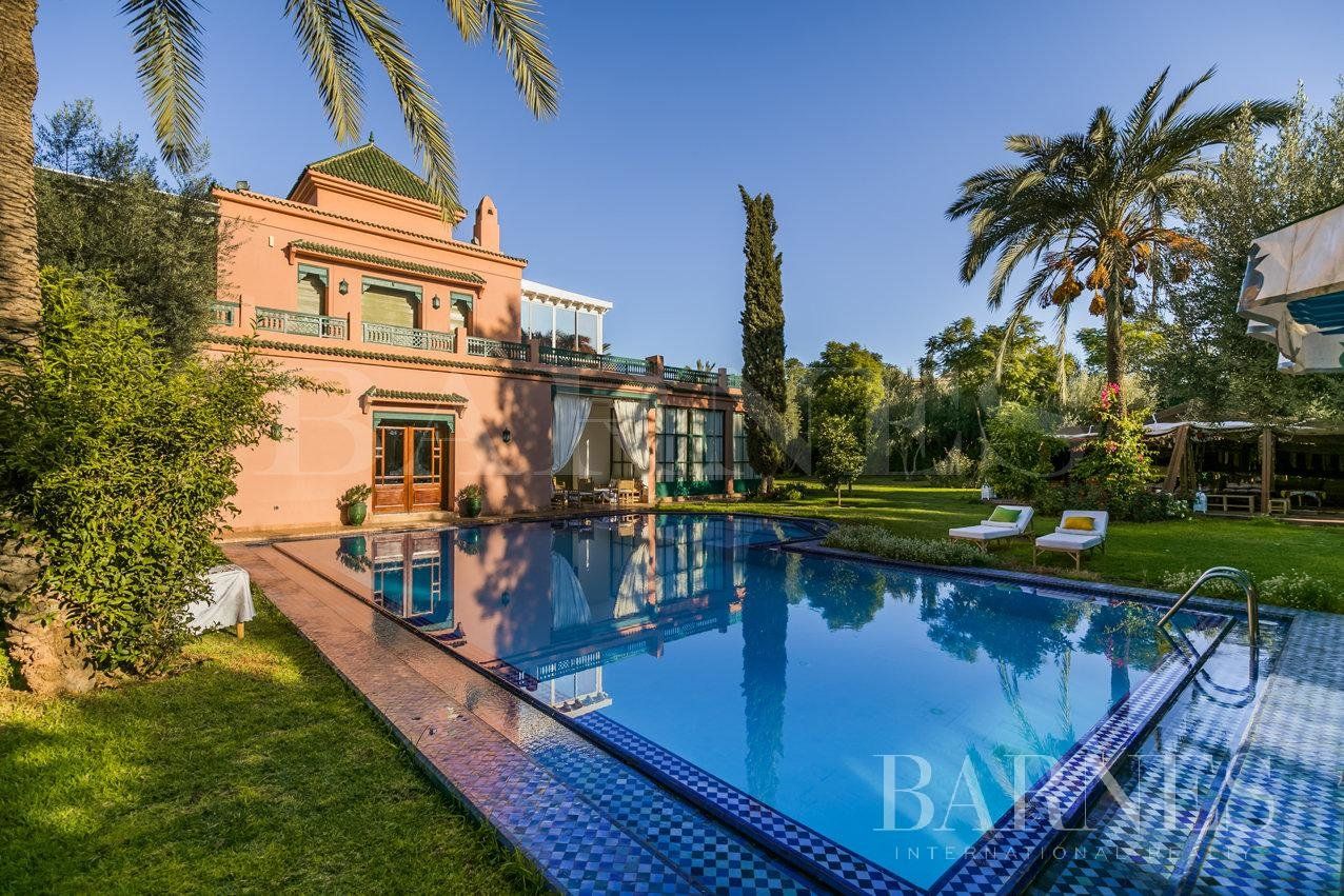 Casa en Marrakech, Marruecos, 550 m2 - imagen 1