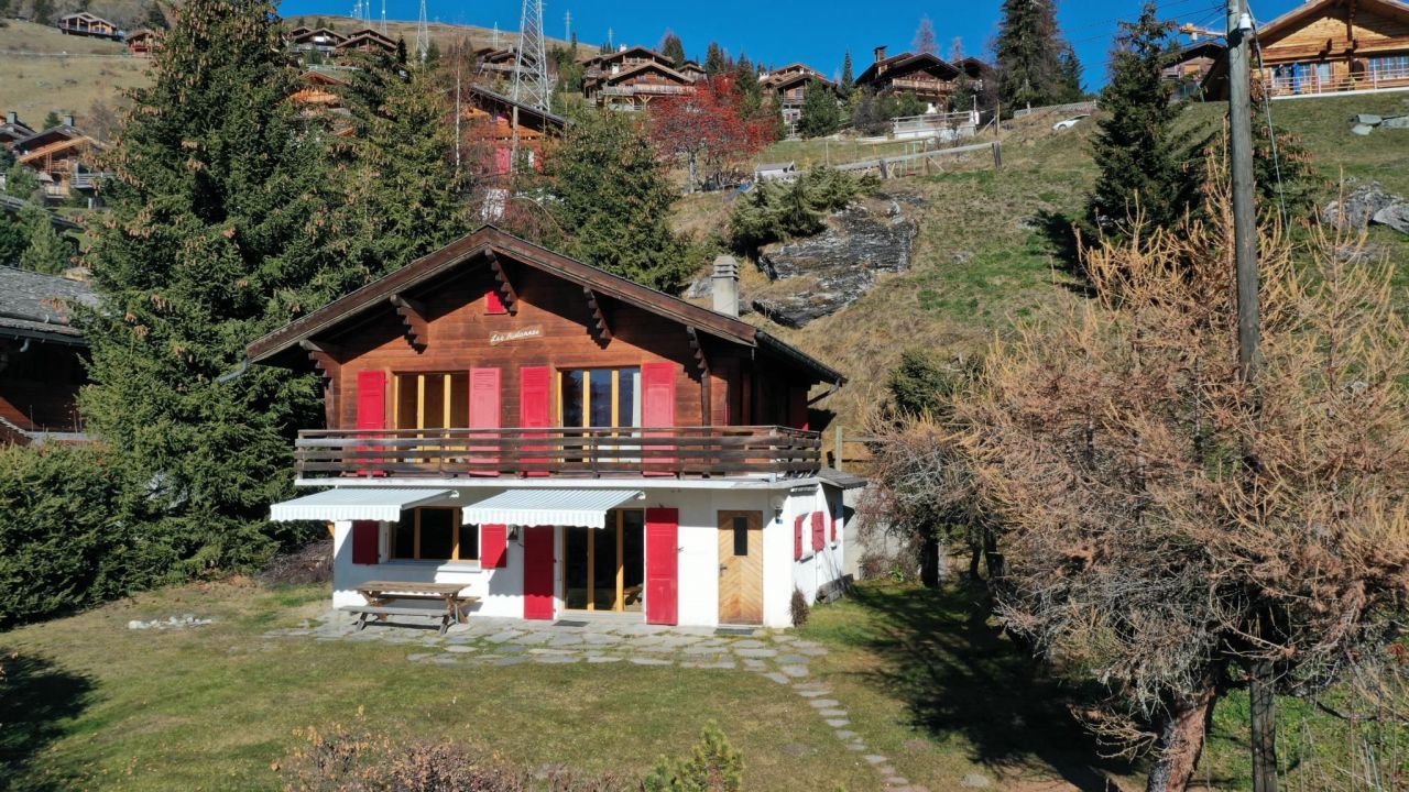 House in Verbier, Switzerland, 121 sq.m - picture 1