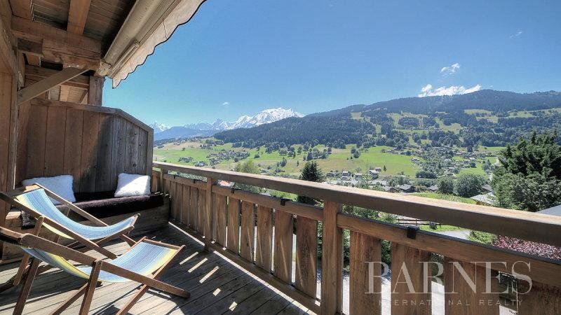 Flat in Megeve, France, 149.09 sq.m - picture 1