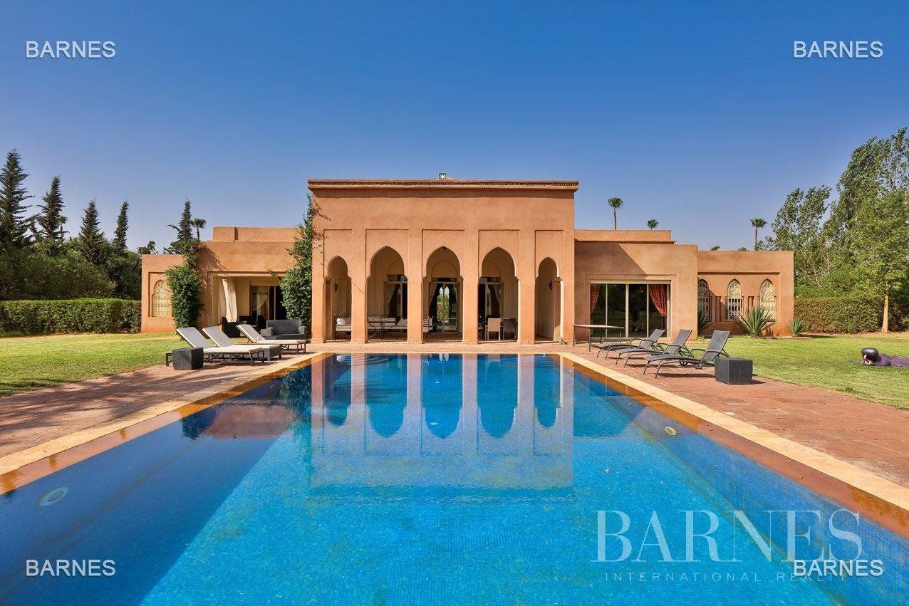 House in Marrakesh, Morocco, 450 sq.m - picture 1