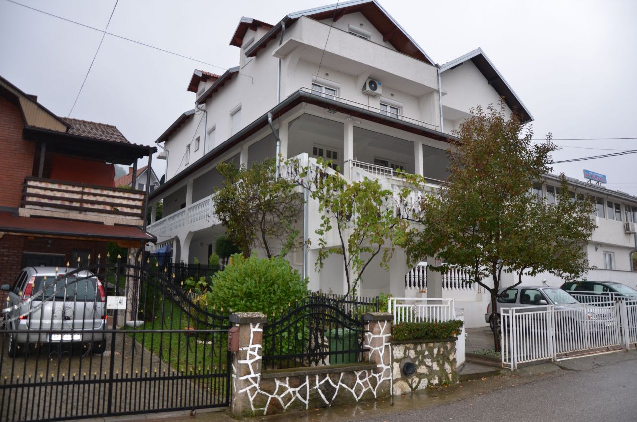 House in Arandelovac, Serbia, 500 sq.m - picture 1
