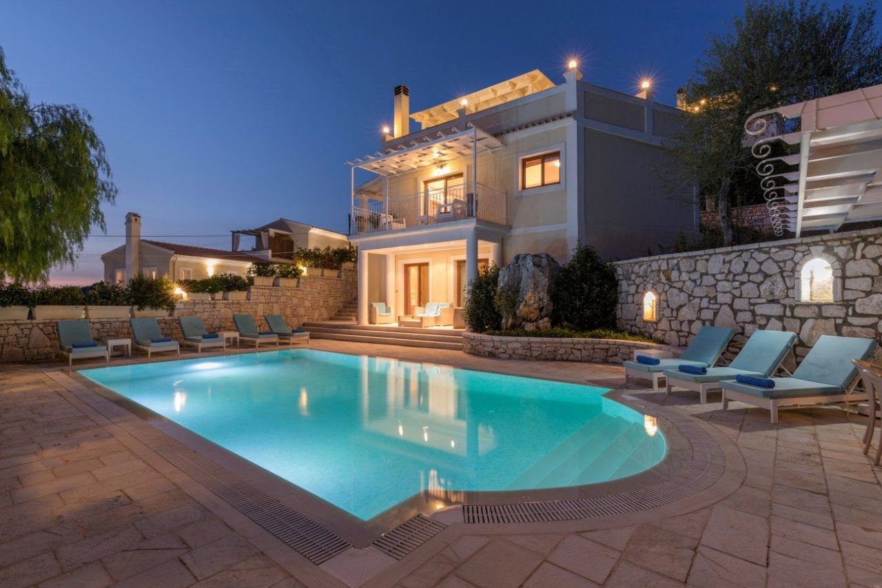 Villa on Corfu, Greece, 275 sq.m - picture 1