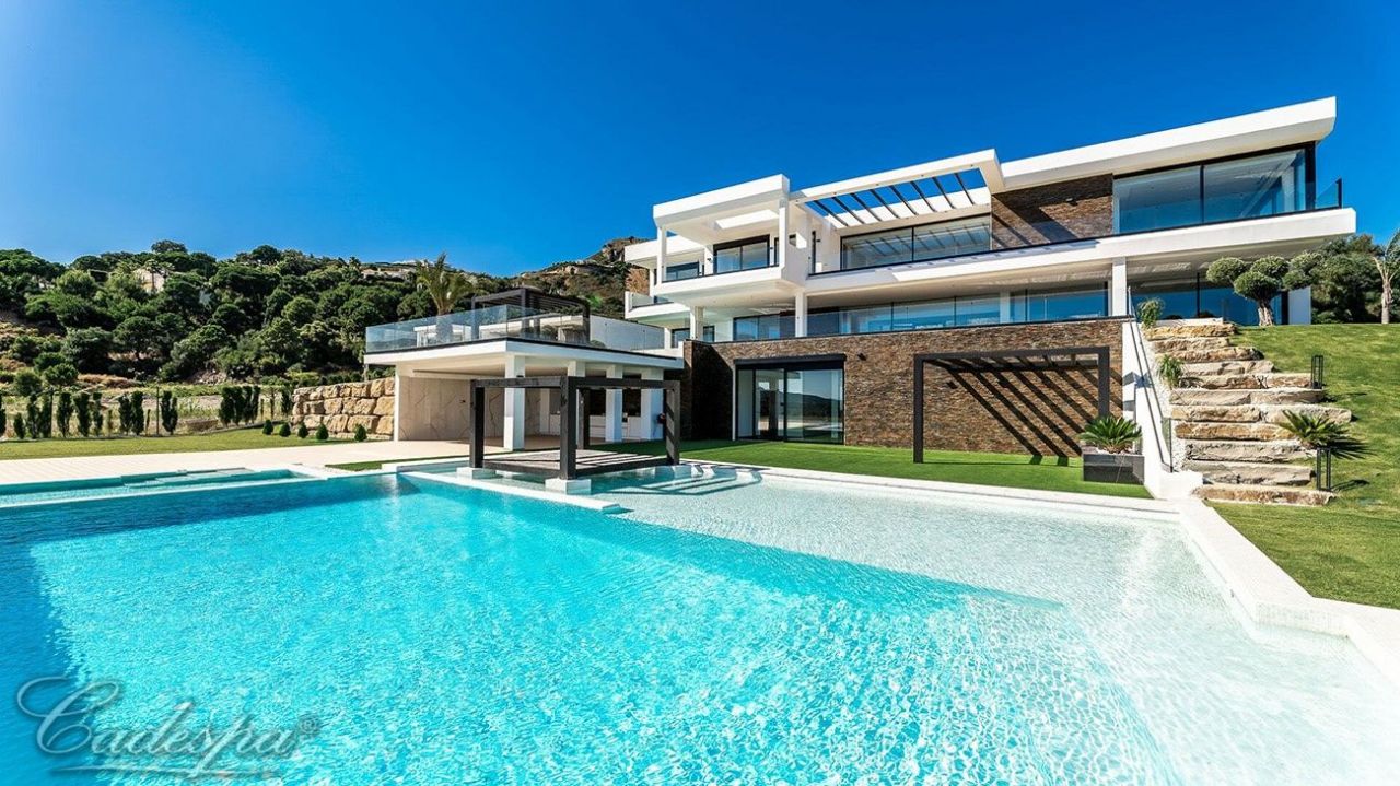 Villa en Benahavis, España, 880 m2 - imagen 1