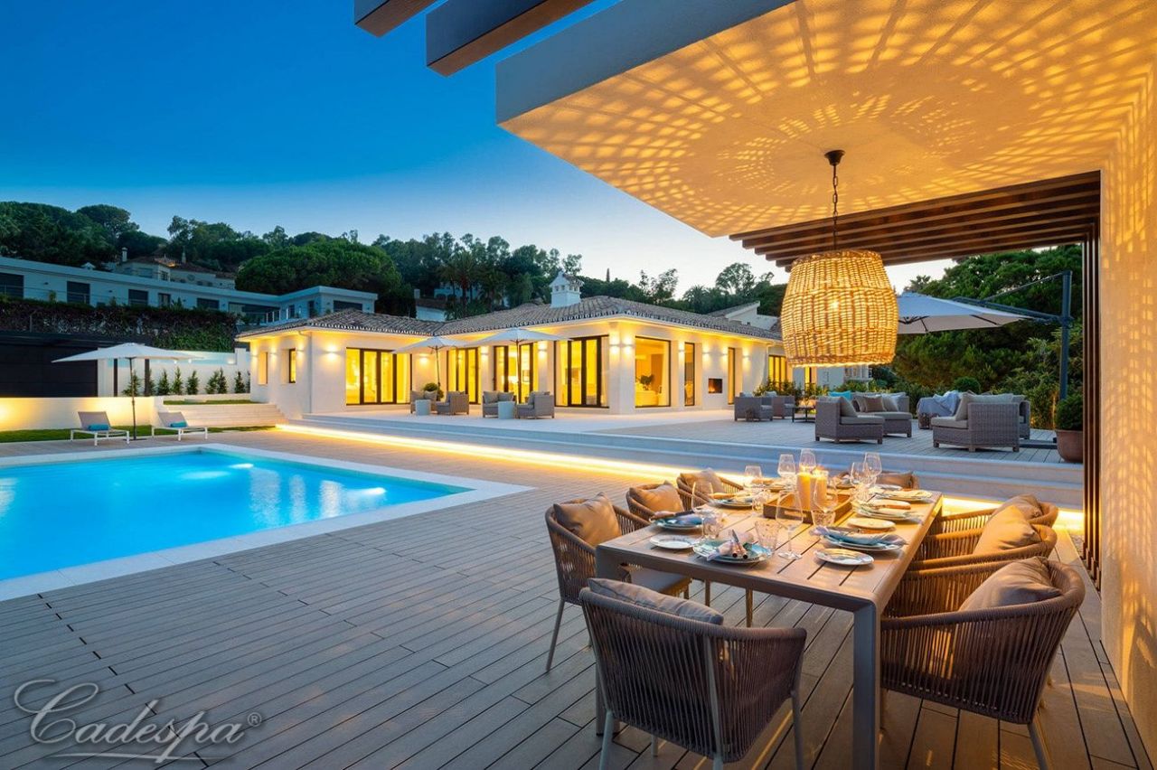Villa in Marbella, Spain, 454 sq.m - picture 1