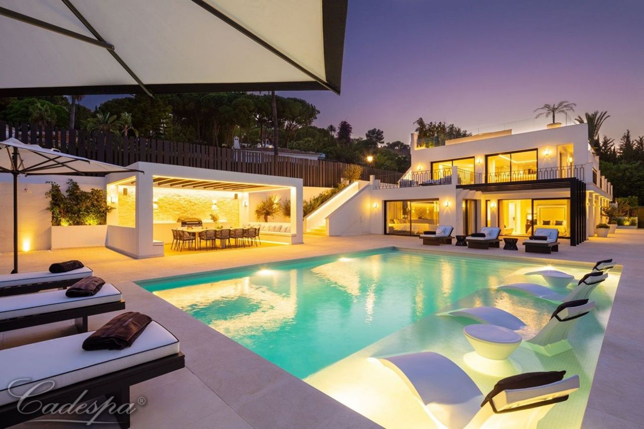 Villa in Marbella, Spanien, 447 m2 - Foto 1