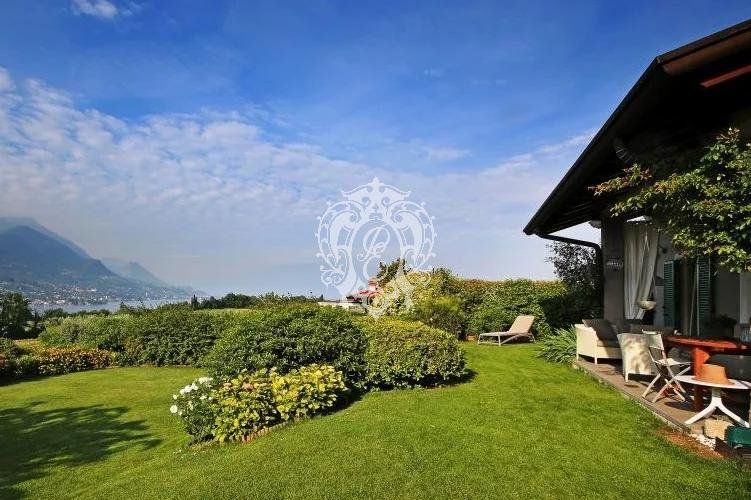 Villa in Cisano Bergamasco, Italien, 240 m2 - Foto 1
