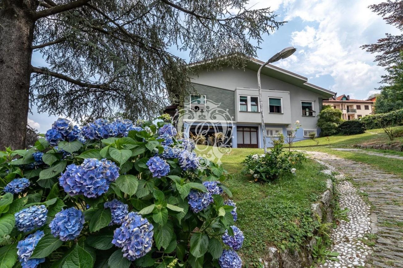 Villa in Stresa, Italien, 513 m2 - Foto 1