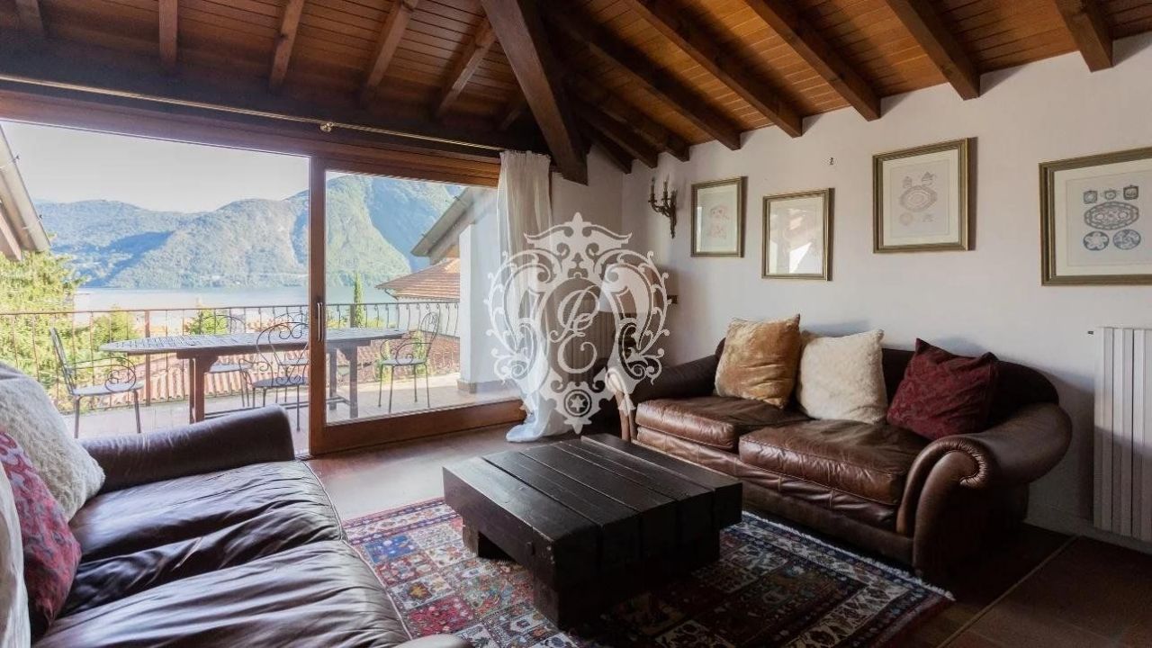 Villa en Tremezzina, Italia, 430 m2 - imagen 1
