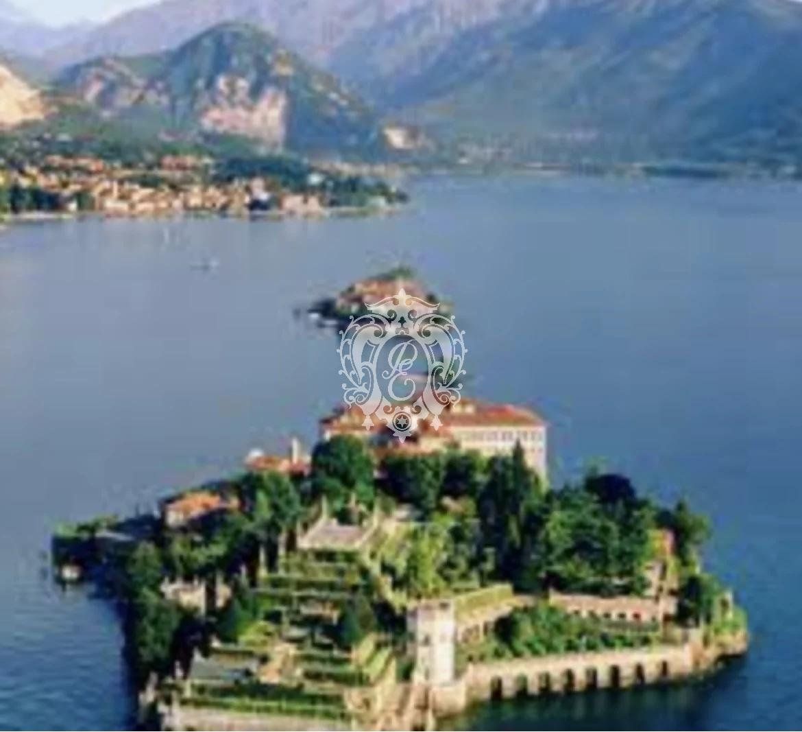 Land in Baveno, Italy - picture 1