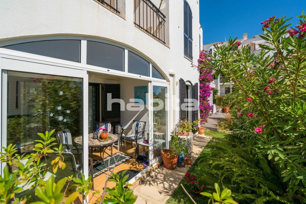 Apartment in Portimao, Portugal, 85.8 sq.m - picture 1