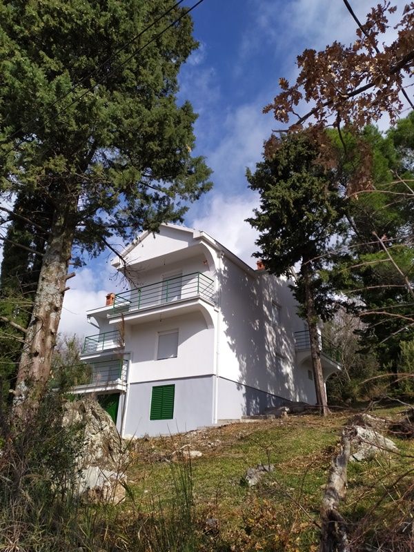 House in Herceg-Novi, Montenegro, 350 sq.m - picture 1