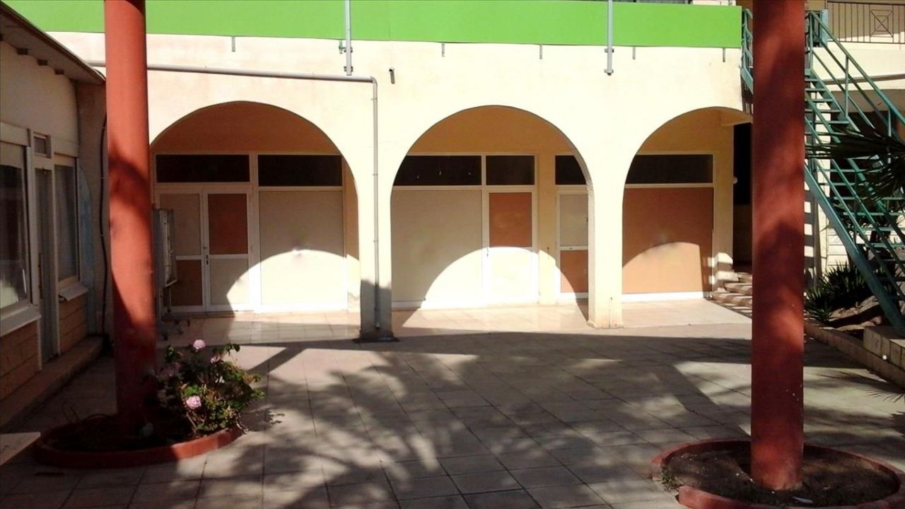 Commercial property in Paphos, Cyprus, 47 sq.m - picture 1