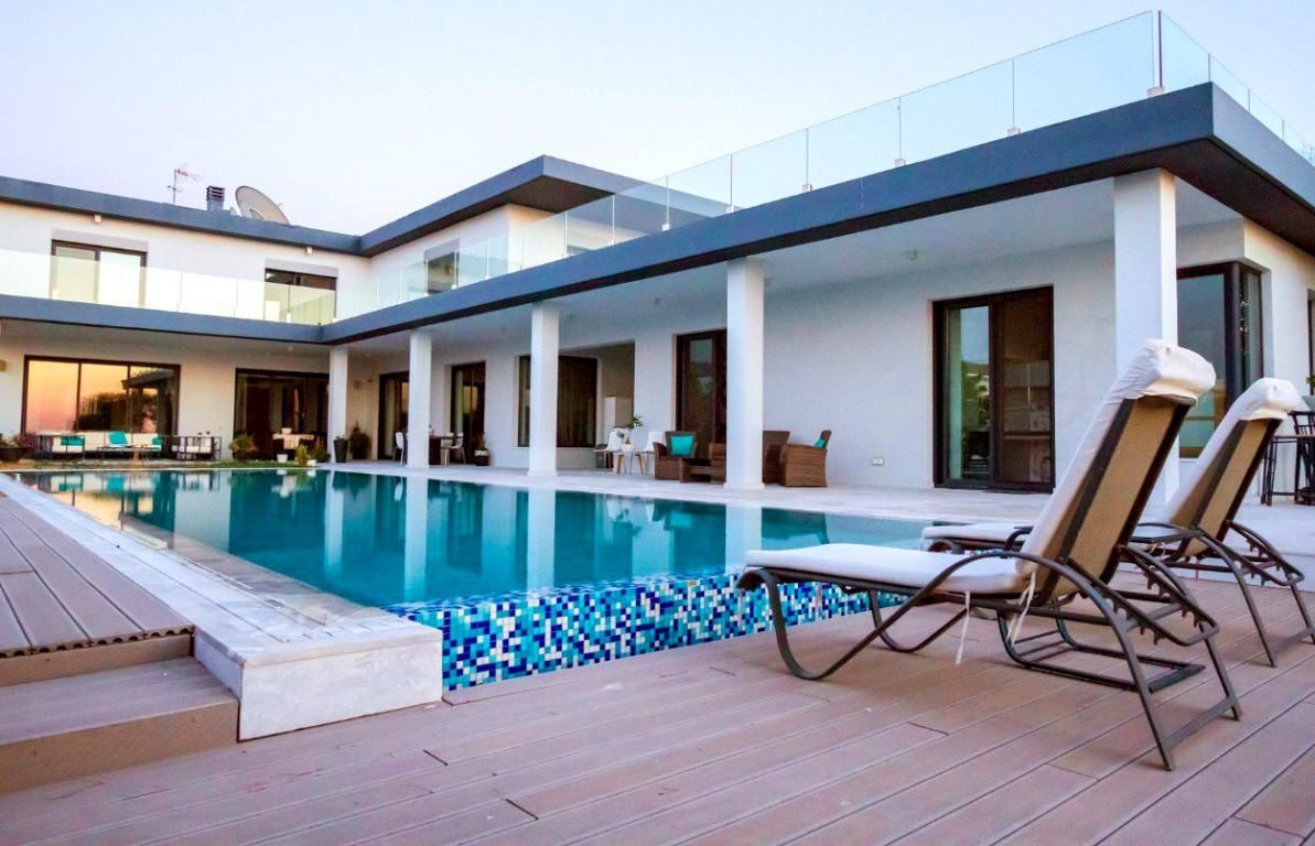 Villa en Nicosia, Chipre, 900 m2 - imagen 1