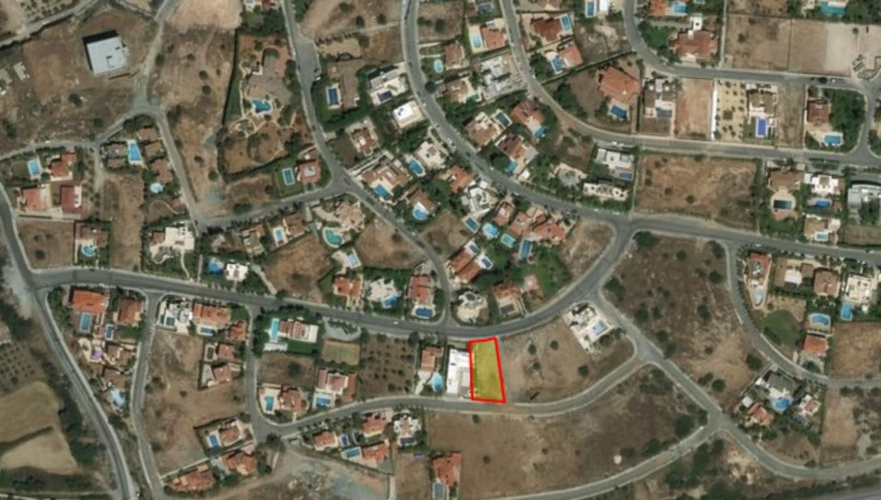 Land in Limassol, Cyprus, 1 026 sq.m - picture 1