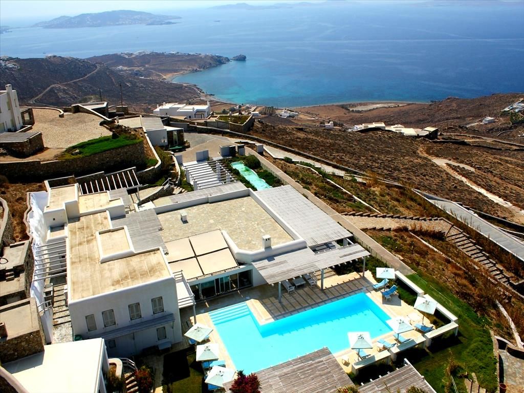 Villa on Mikonos, Greece, 1 035 sq.m - picture 1