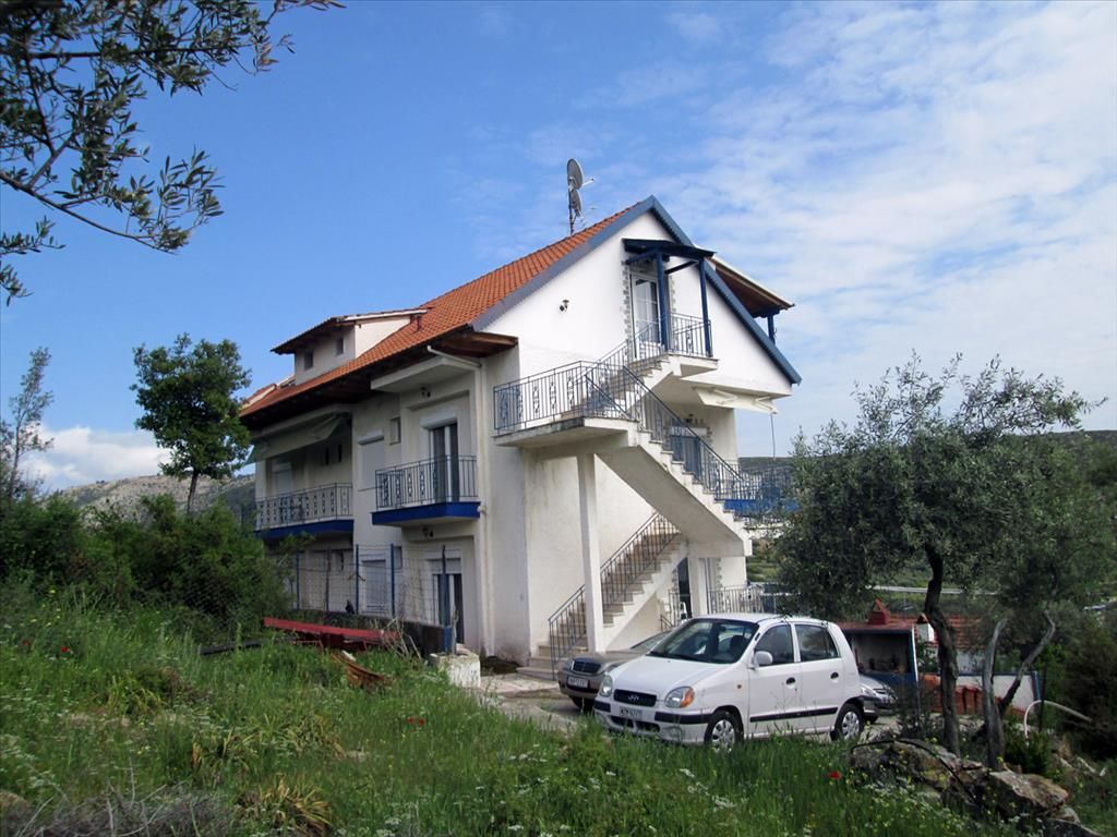House on Thasos, Greece - picture 1