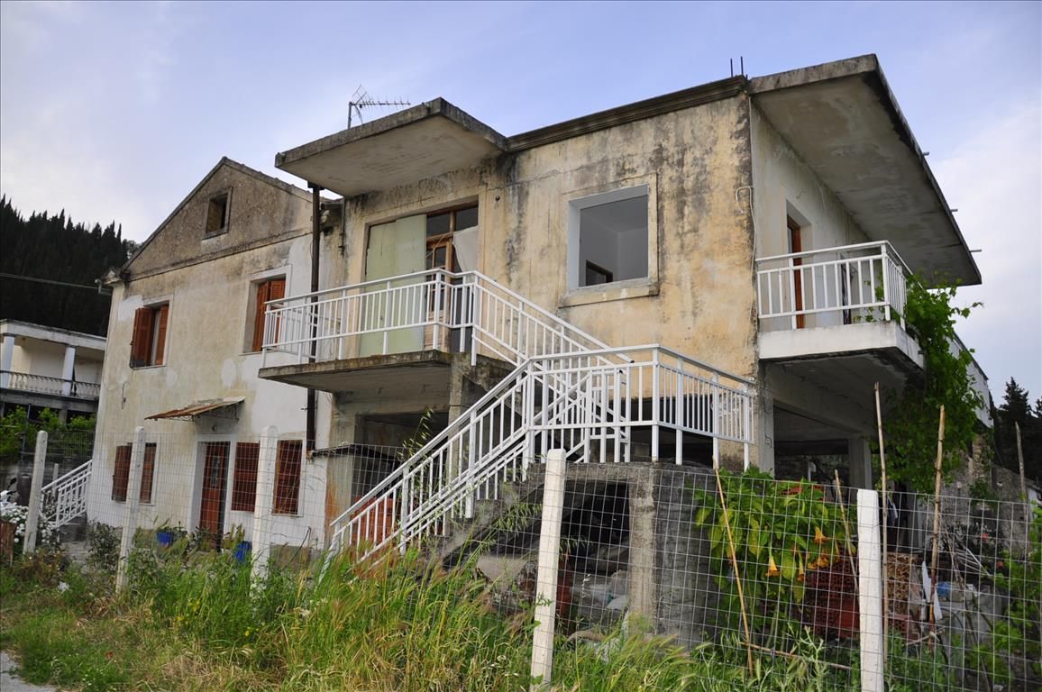 House in Corfu, Greece, 320 sq.m - picture 1