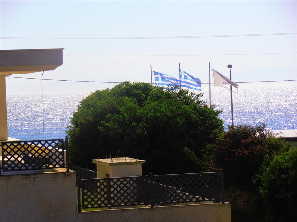 Land in Attica, Greece, 865 sq.m - picture 1