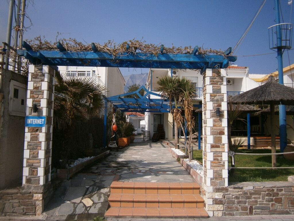 Commercial property on Thasos, Greece, 300 sq.m - picture 1