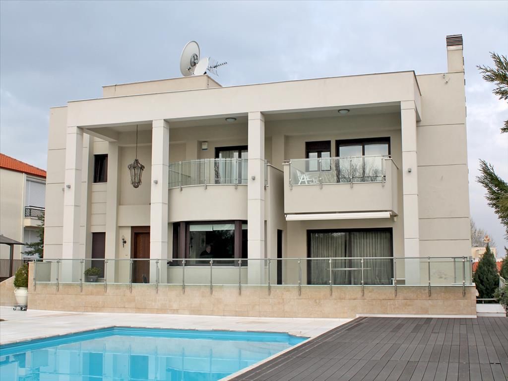 Villa in Thessaloniki, Greece, 570 sq.m - picture 1