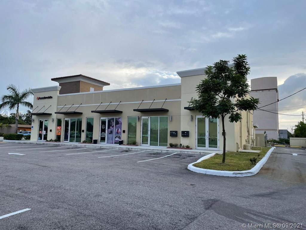Shop in Miami, USA, 700 sq.m - picture 1