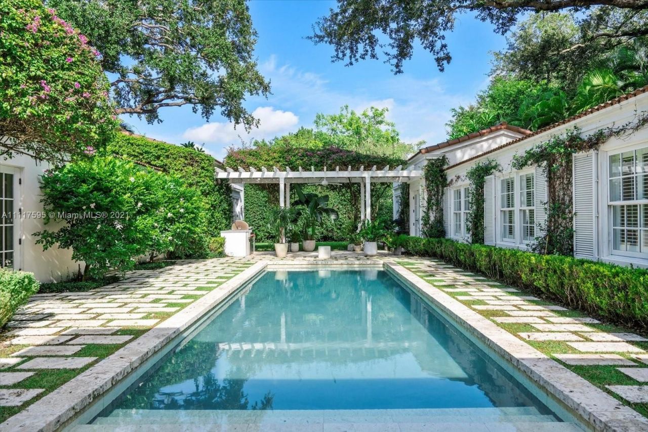 Villa en Miami, Estados Unidos, 350 m2 - imagen 1