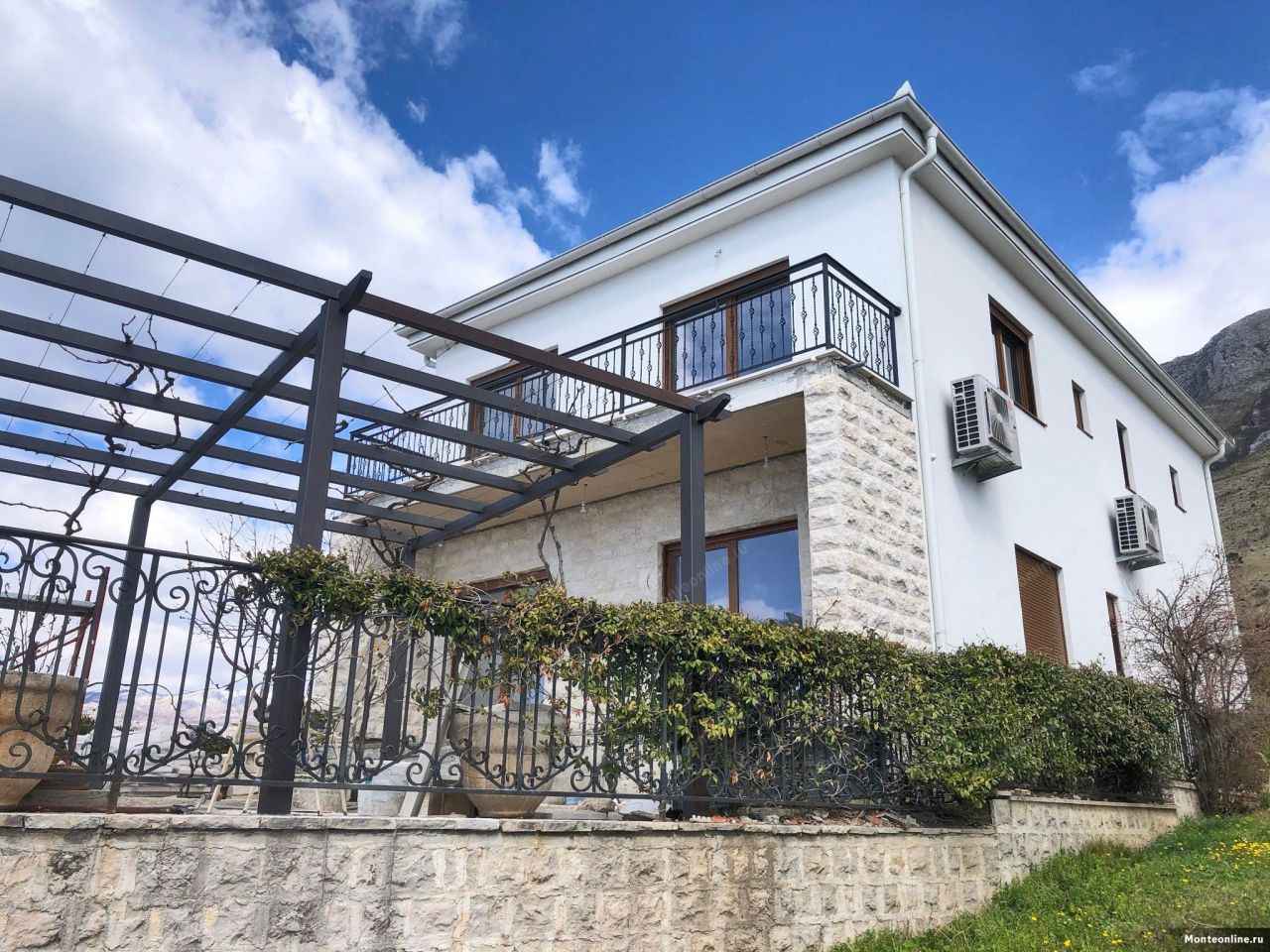 Casa en Rezevici, Montenegro, 178 m2 - imagen 1