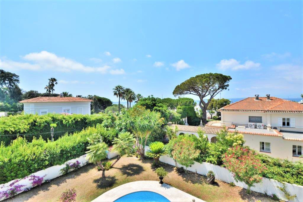 Villa in Cap d'Antibes, Frankreich, 290 m2 - Foto 1