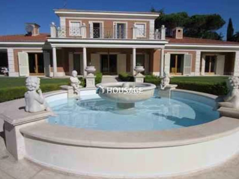Villa in Rome, Italy, 1 000 sq.m - picture 1