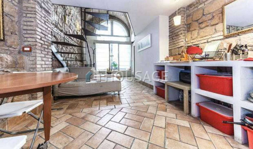 Flat in Rome, Italy, 74 sq.m - picture 1