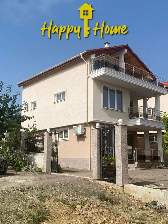 House in Sveti Vlas, Bulgaria, 204 sq.m - picture 1