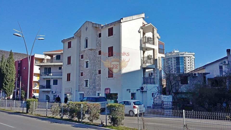 Hotel in Budva, Montenegro, 417 sq.m - picture 1