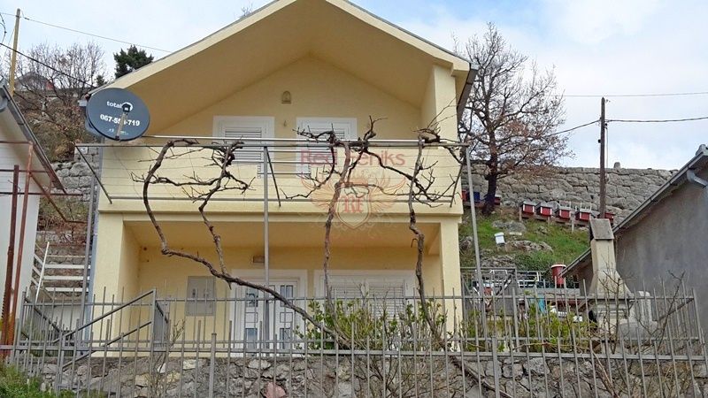 Casa en Budva, Montenegro, 76 m2 - imagen 1